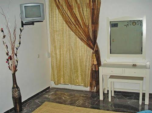 Silver Beach Hotel Paralia Kourna Buitenkant foto